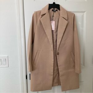 NWT Petite Missguided Beige Coat
